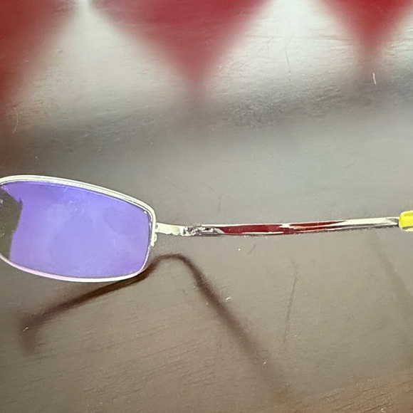 Authentic Early 2000’s Purple Tinted sunglasses main image 4